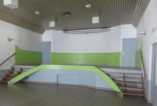 Salle_des_fetes_scene Salle_des_fetes_scene