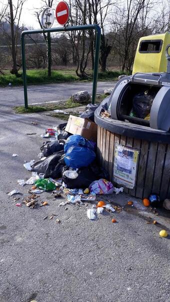 Poubelle_1 Poubelle_1